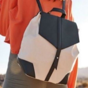 Deux Lux Stylish Backpack with adjustable strapes